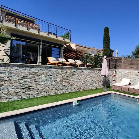 Renovated Villa, Heated Pool, Sea-view, Aircon * Saint-Peïre-sur-Mer