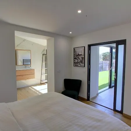 Vila Renovated Villa, Heated Pool, Sea-view, Aircon Saint-Peïre-sur-Mer